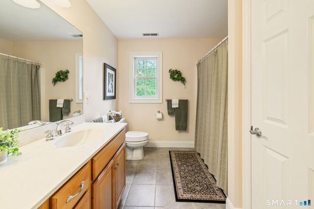 117 Chippenwood Lane, Bristol, CT 06010