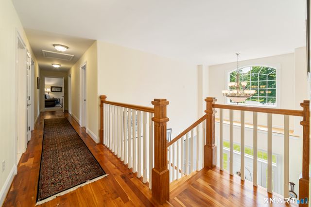 117 Chippenwood Lane, Bristol, CT 06010