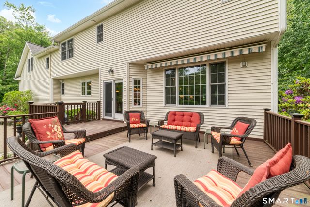 117 Chippenwood Lane, Bristol, CT 06010