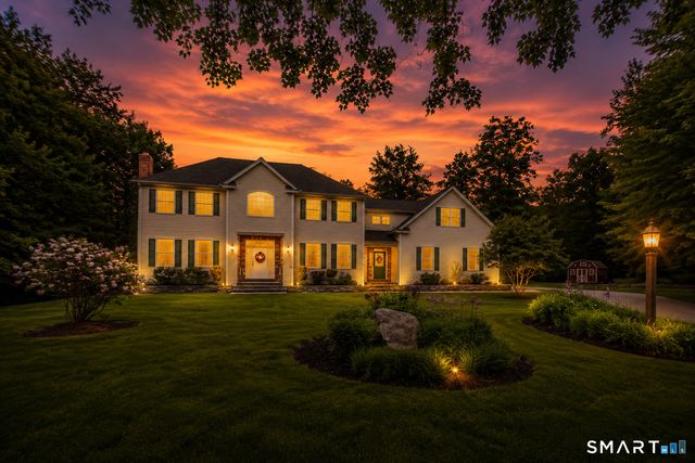 117 Chippenwood Lane, Bristol, CT 06010