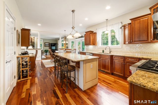 117 Chippenwood Lane, Bristol, CT 06010