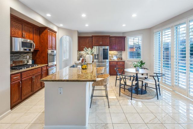 1834 Sanger Peak Way, Antioch, CA 94531