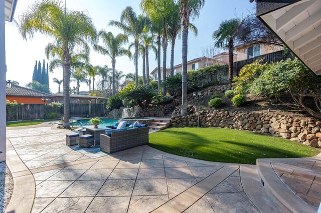 1834 Sanger Peak Way, Antioch, CA 94531