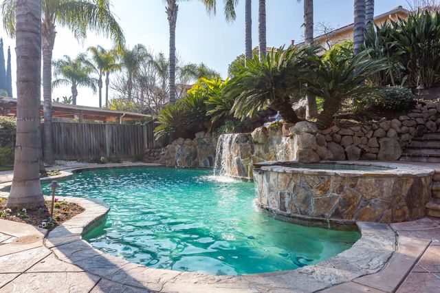 1834 Sanger Peak Way, Antioch, CA 94531