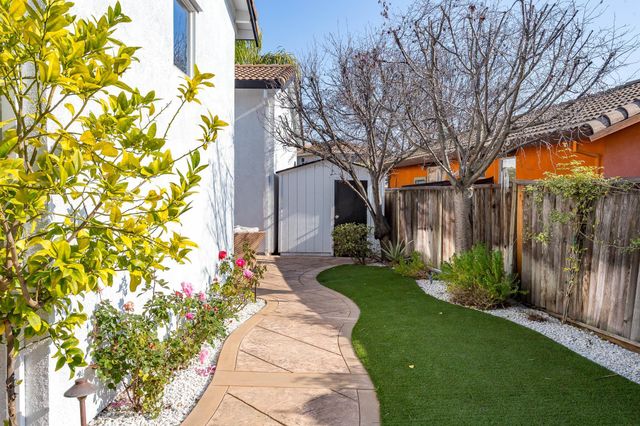 1834 Sanger Peak Way, Antioch, CA 94531