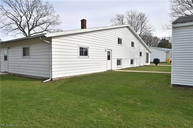 831 Mill Street, Conneaut, OH 44030