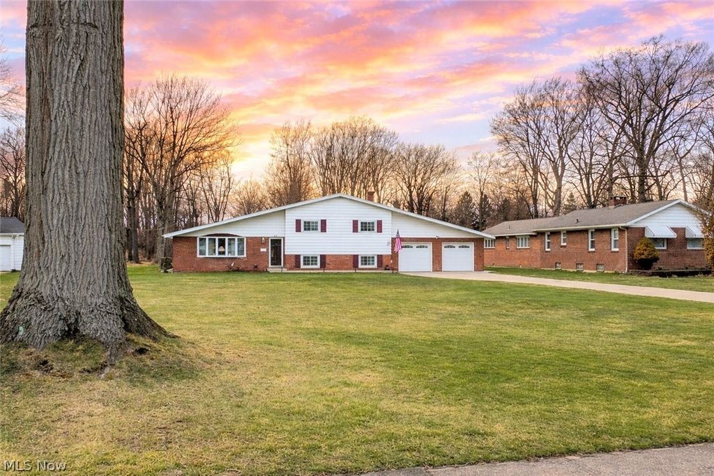 831 Mill Street, Conneaut, OH 44030