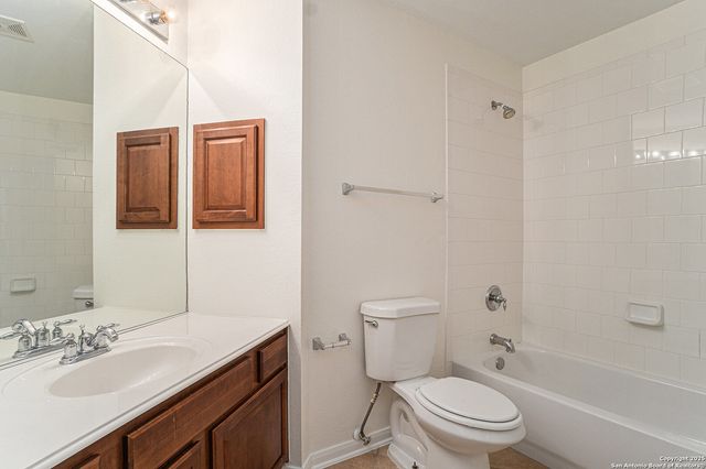 1016 Steubing Oaks, San Antonio, TX 78258