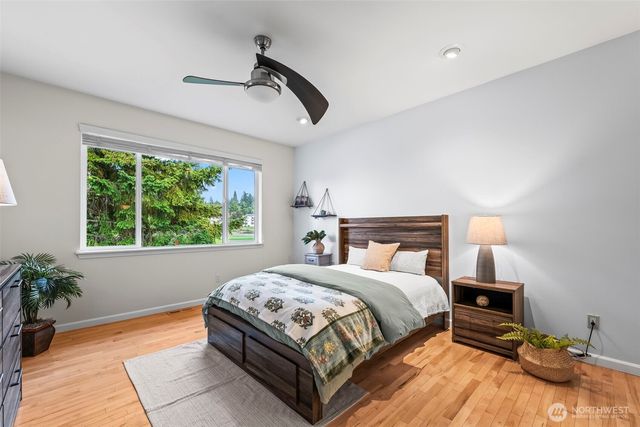 4329 Fairwood Boulevard NE, Tacoma, WA 98422