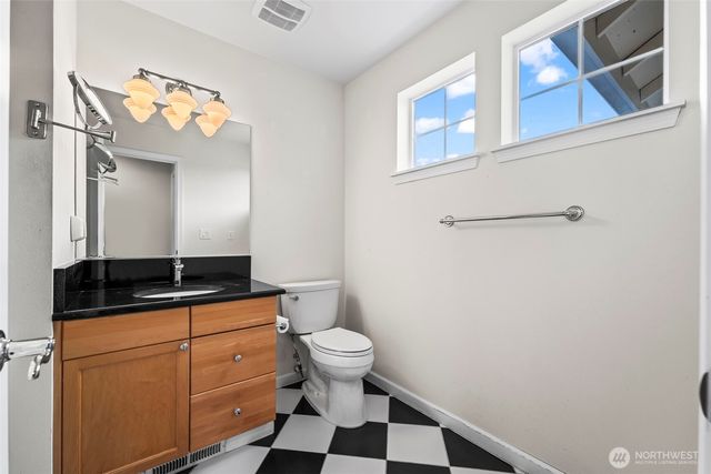 4329 Fairwood Boulevard NE, Tacoma, WA 98422