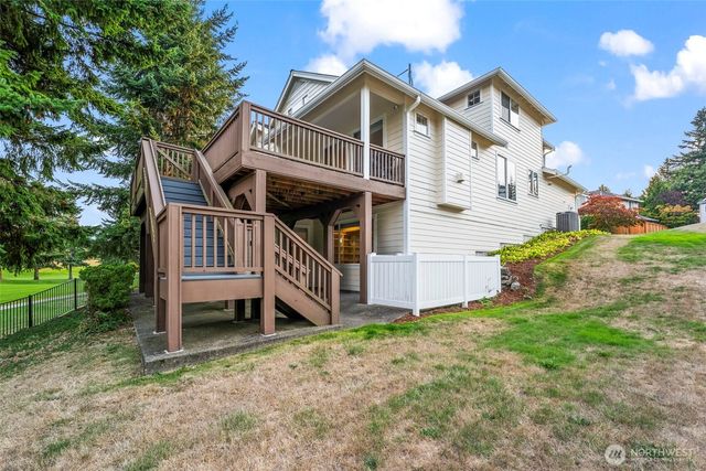 4329 Fairwood Boulevard NE, Tacoma, WA 98422