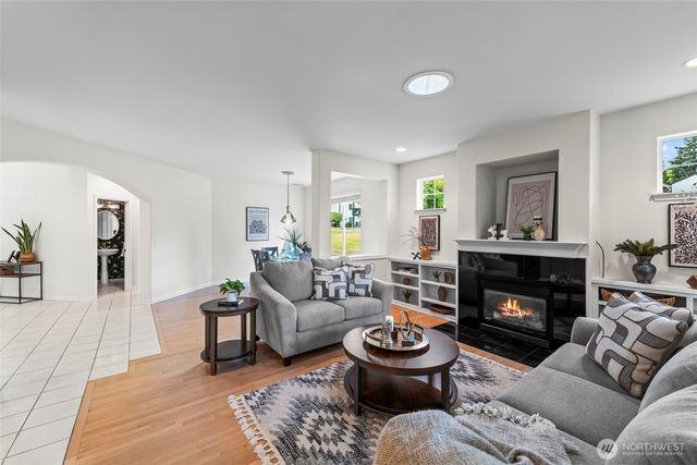 4329 Fairwood Boulevard NE, Tacoma, WA 98422