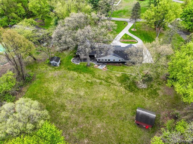 30360 Kincardine Road, Franklin, MI 48025