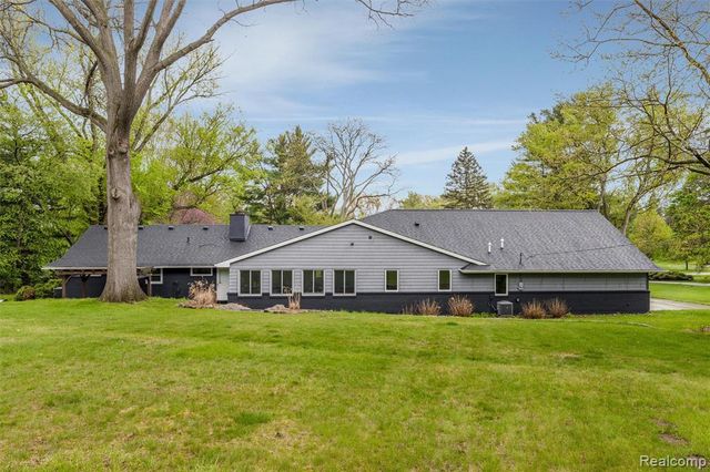 30360 Kincardine Road, Franklin, MI 48025