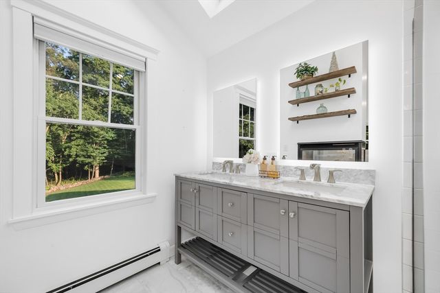 59 Bannan Dr, North Andover, MA 01845
