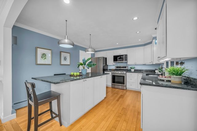 59 Bannan Dr, North Andover, MA 01845