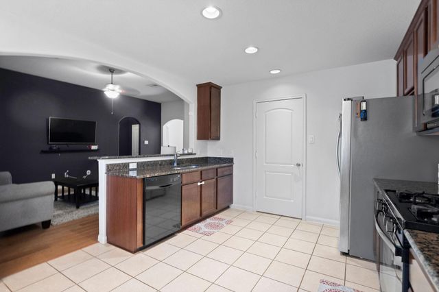 2022 Borthwick Lane, Conroe, TX 77301