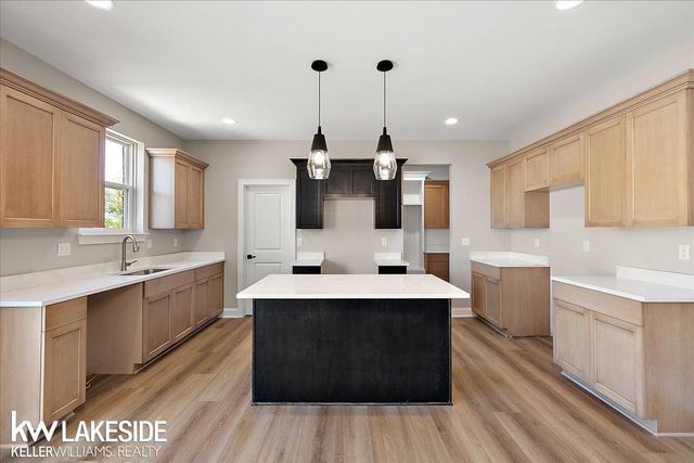 28320 Nadia Lane, Chesterfield, MI 48047