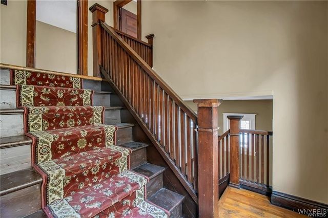 31 Hughes Avenue, Buffalo, NY 14208