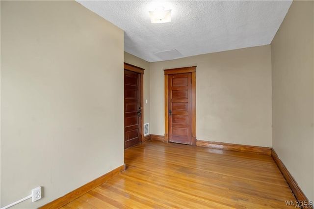 31 Hughes Avenue, Buffalo, NY 14208