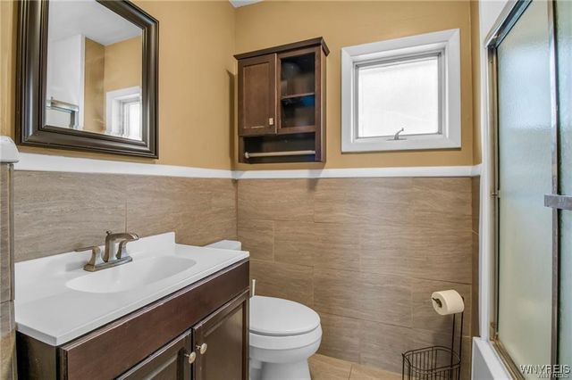 31 Hughes Avenue, Buffalo, NY 14208