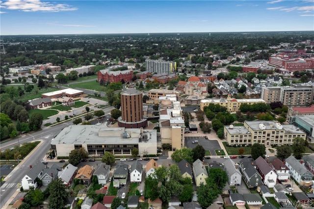 31 Hughes Avenue, Buffalo, NY 14208