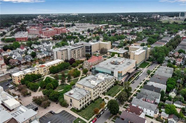 31 Hughes Avenue, Buffalo, NY 14208