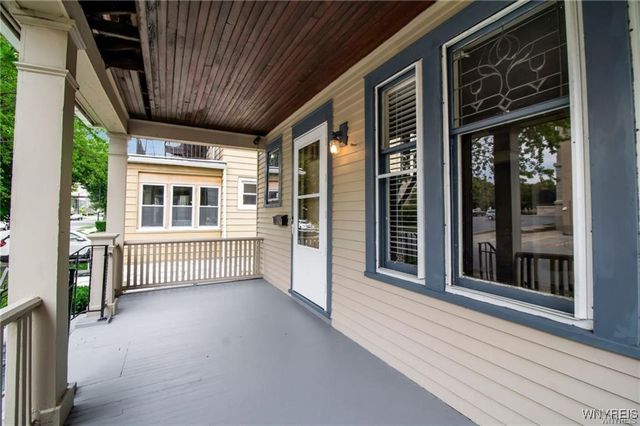 31 Hughes Avenue, Buffalo, NY 14208