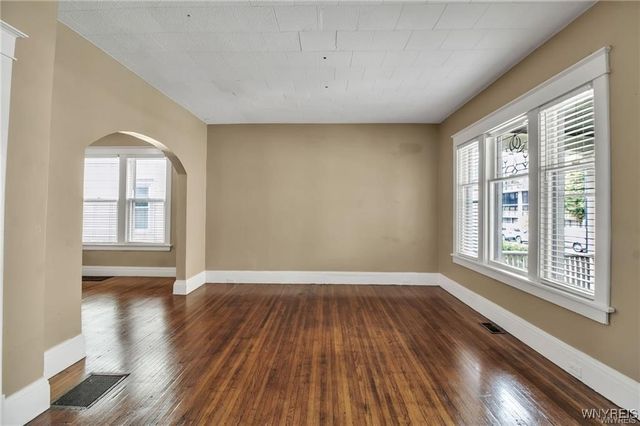 31 Hughes Avenue, Buffalo, NY 14208