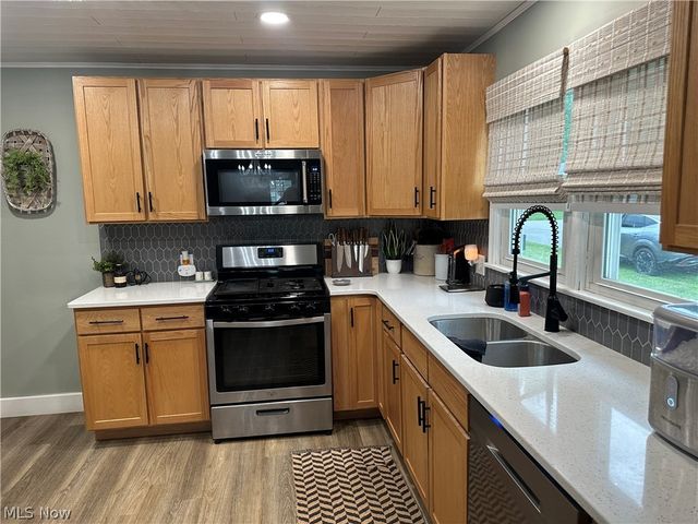 1318 10th Street, Vienna, WV 26105
