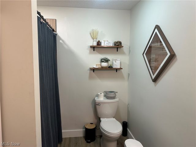 1318 10th Street, Vienna, WV 26105