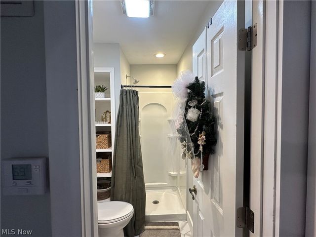 1318 10th Street, Vienna, WV 26105