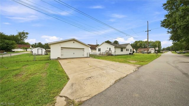 1318 10th Street, Vienna, WV 26105