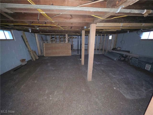 10363 Cadiz Road, Cambridge, OH 43725