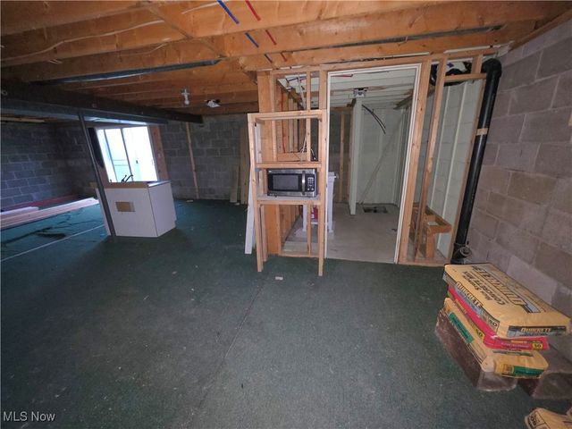 10363 Cadiz Road, Cambridge, OH 43725