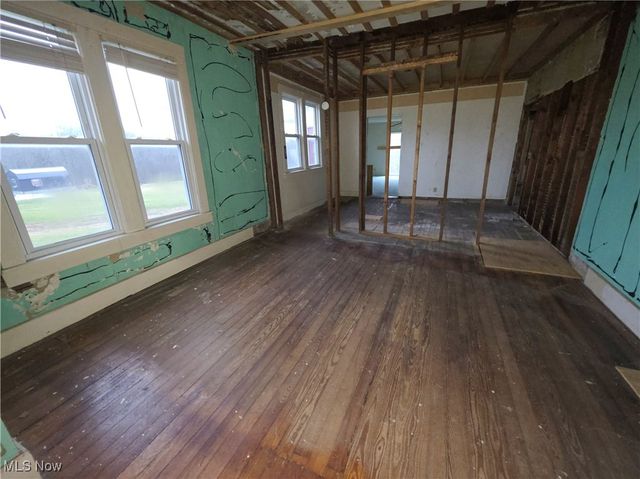 10363 Cadiz Road, Cambridge, OH 43725