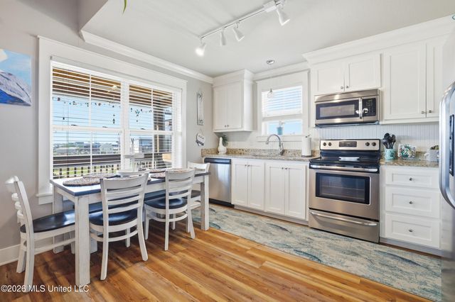 11025 Tahiti Street, Bay Saint Louis, MS 39520