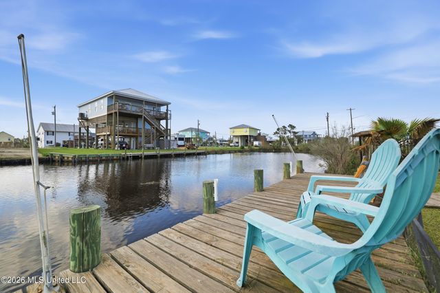 11025 Tahiti Street, Bay Saint Louis, MS 39520