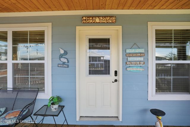 11025 Tahiti Street, Bay Saint Louis, MS 39520