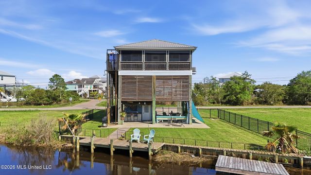 11025 Tahiti Street, Bay Saint Louis, MS 39520