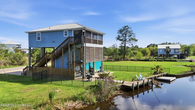 11025 Tahiti Street, Bay Saint Louis, MS 39520
