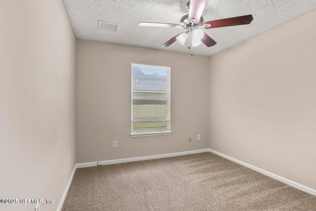 3924 VICTORIA LANDING Drive S, Jacksonville, FL 32208