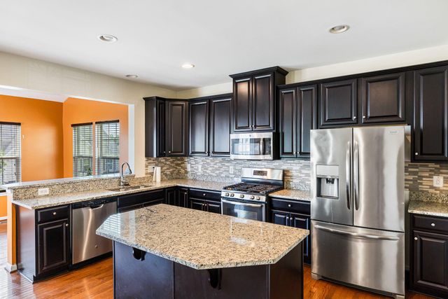 54 BAYSIDE DR, Fredericksburg, VA 22405