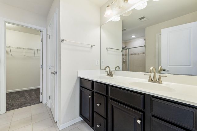 54 BAYSIDE DR, Fredericksburg, VA 22405