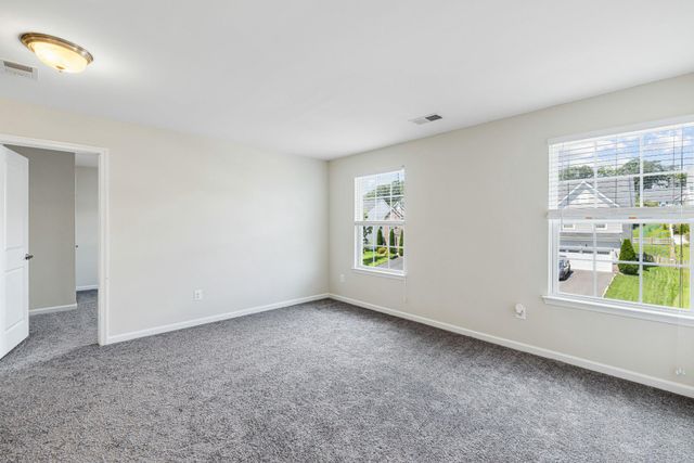 54 BAYSIDE DR, Fredericksburg, VA 22405
