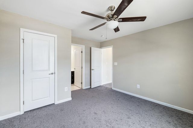 54 BAYSIDE DR, Fredericksburg, VA 22405
