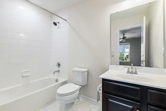 54 BAYSIDE DR, Fredericksburg, VA 22405