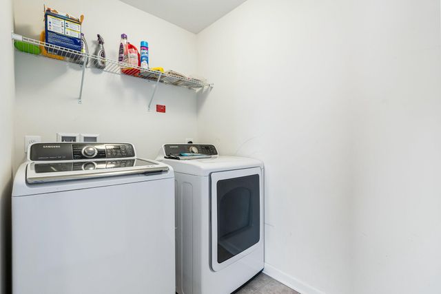 54 BAYSIDE DR, Fredericksburg, VA 22405