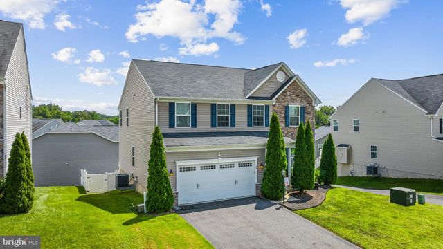 54 BAYSIDE DR, Fredericksburg, VA 22405