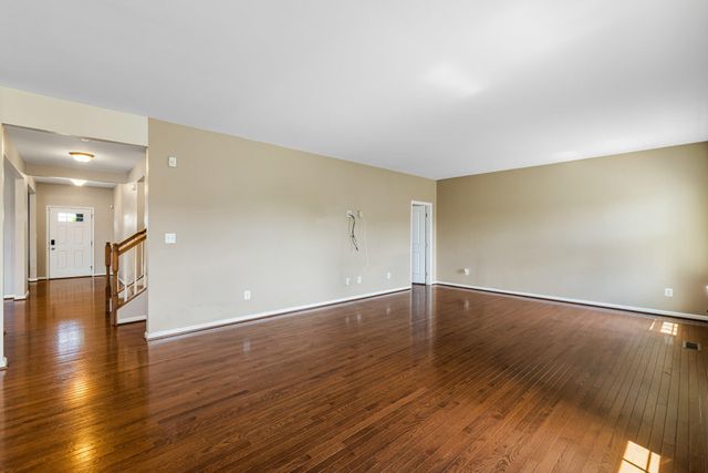 54 BAYSIDE DR, Fredericksburg, VA 22405